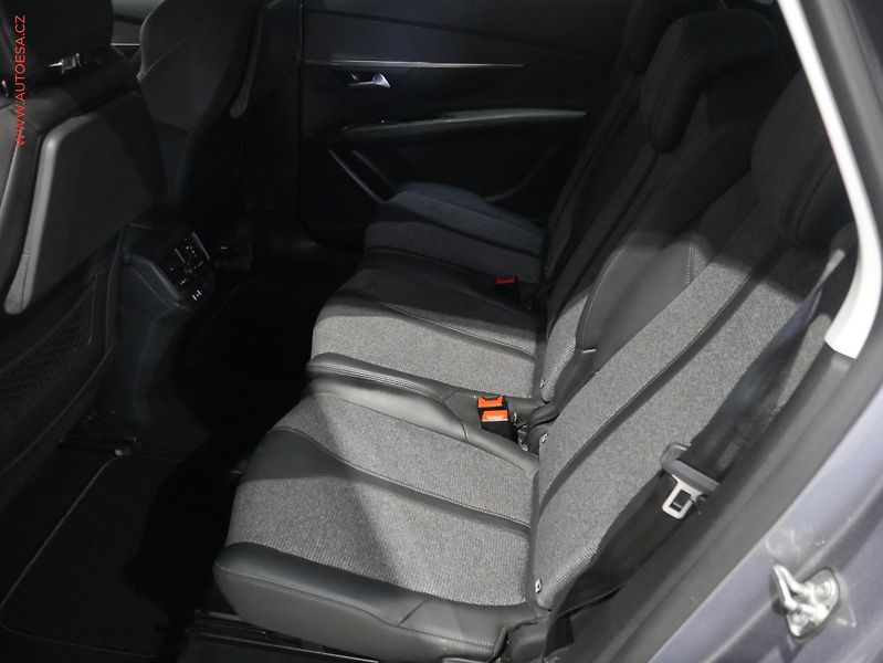Peugeot 5008 (2020) 1.5 HDi, AT - fotka 10 z 20