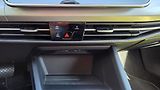 Volkswagen Golf (2025) 1.5 eTSI 85kW Life DSG7 Tažné - náhled 29