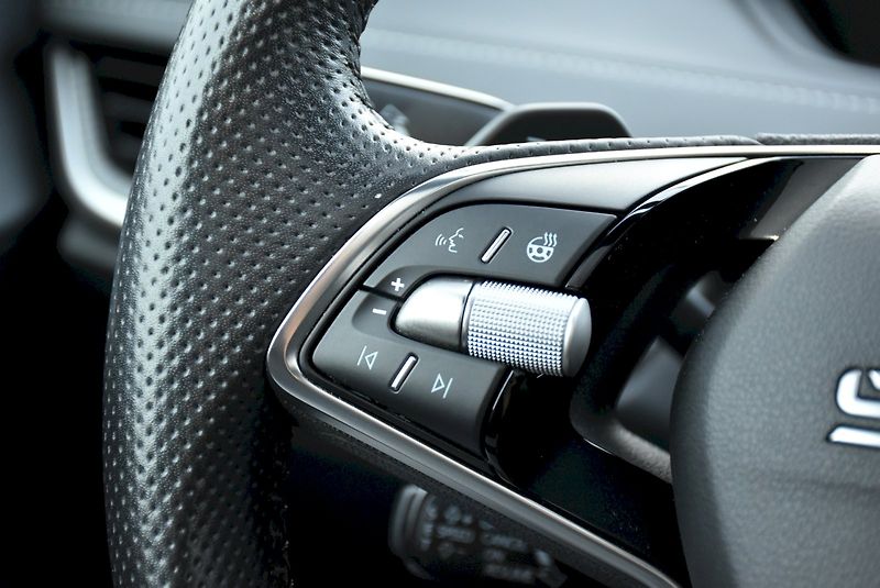 Škoda Enyaq (2025) 85 Sportline 210kW ADVANCED Pa - fotka 32 z 35