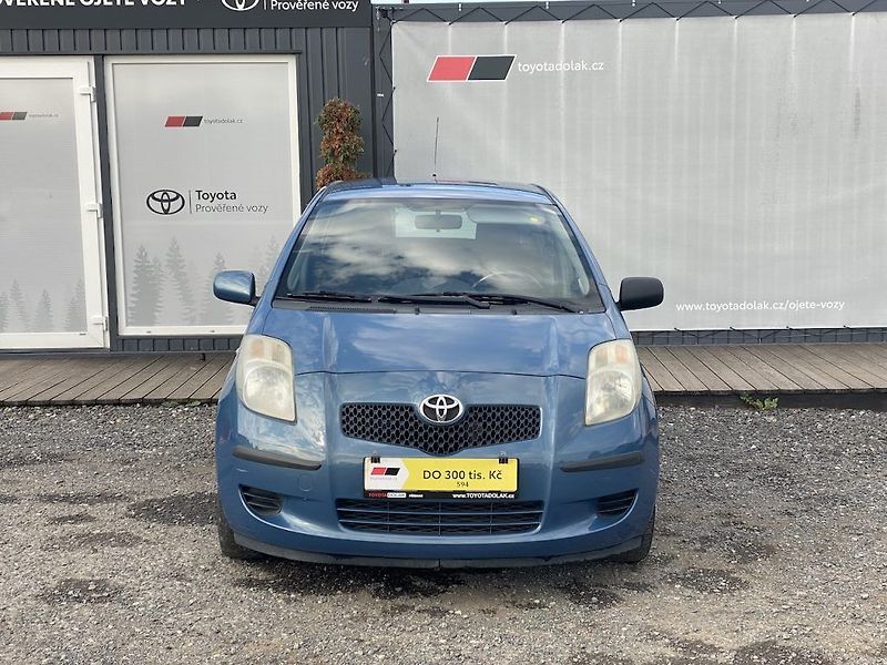Toyota Yaris 1.3i, ČR, automat, klima - fotka 3 z 13