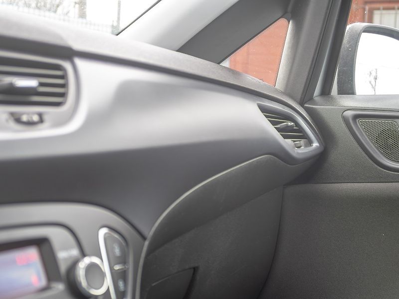 Opel Corsa (2019) 1.4i 16V ac – KM SERVISKA - fotka 24 z 41