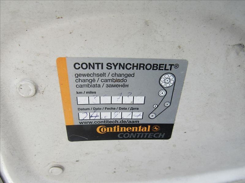 Volkswagen Golf 1,4 i 59kW - fotka 25 z 29