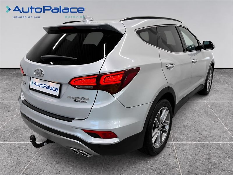 Hyundai Santa Fe 2,2 147 KW  , STYLE PREMIUM - fotka 4 z 16