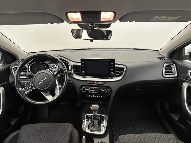 Kia Ceed 1.5 T-GDi  DCT SPIN - fotka 5 z 23