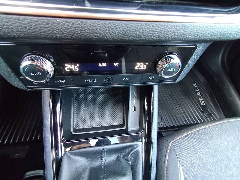 Škoda Scala (2019) 1.5 TSI Style LED tažné - fotka 13 z 35