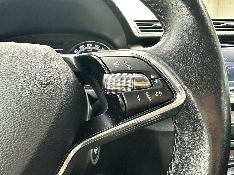 Škoda Fabia (2021) 1.0 TSI 70kW Style Combi - fotka 12 z 22