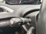 Peugeot 208 1.2 PureTech/61kW SIGNATURE - náhled 19