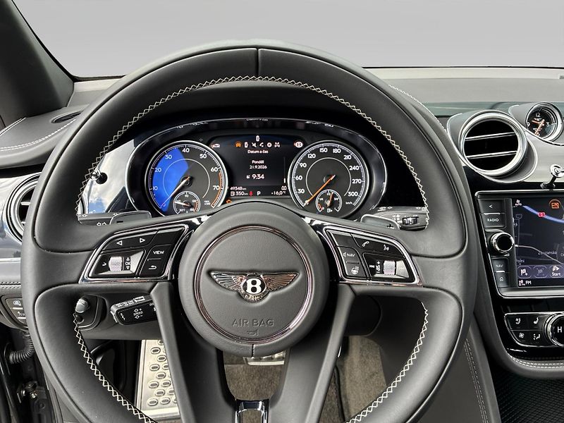 Bentley Bentayga W12 - fotka 12 z 14