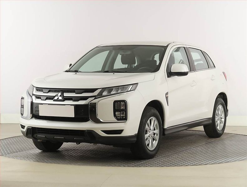 Mitsubishi ASX (2020) Invite 2.0 MIVEC, ČR,1.maj - fotka 2 z 18