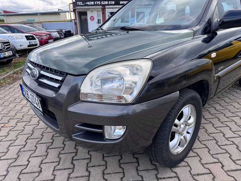 Kia Sportage (2004) 2,7i V6 129 KW AUTOMAT 4X4 - fotka 9 z 45