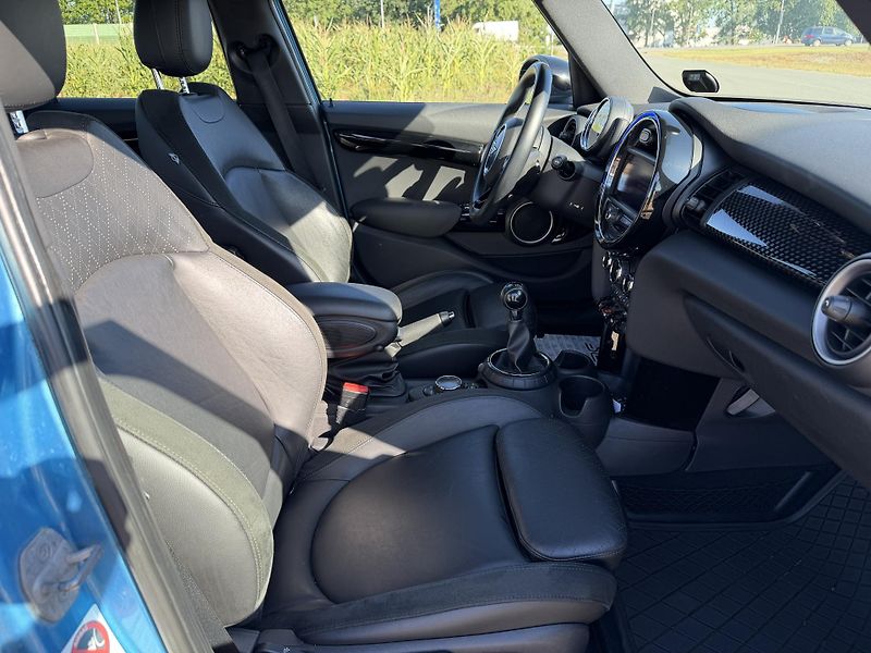 Mini Cooper S 2.0i LED PANORAMA NAVI KŮŽE - fotka 38 z 46