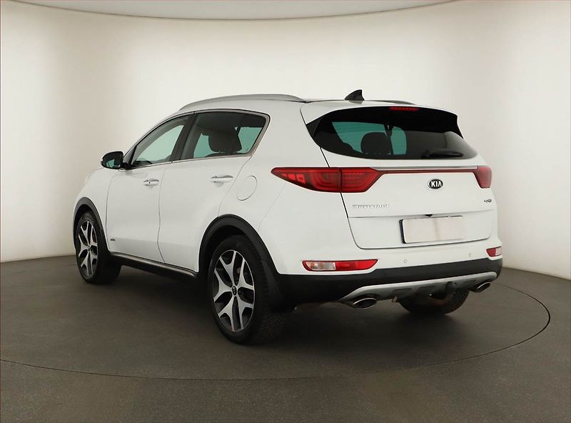 Kia Sportage (2016) 2.0 CRDi, 4X4, Automat, Kůže - fotka 4 z 19