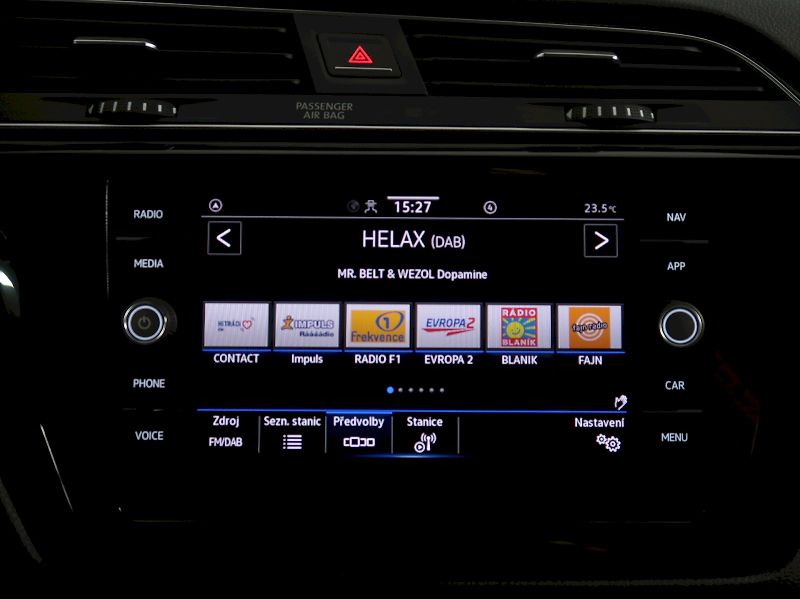 Volkswagen Touran (2023) HIGHLINE 2.0TDI 110KW DSG - fotka 22 z 37