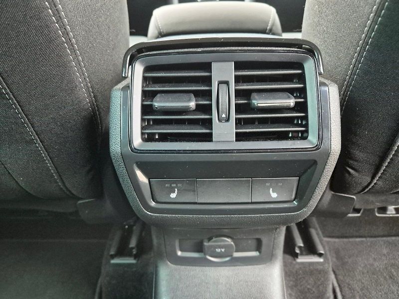 Škoda Karoq (2024) Sportline 1.5 TSI 110 kW 7°DSG - fotka 32 z 35