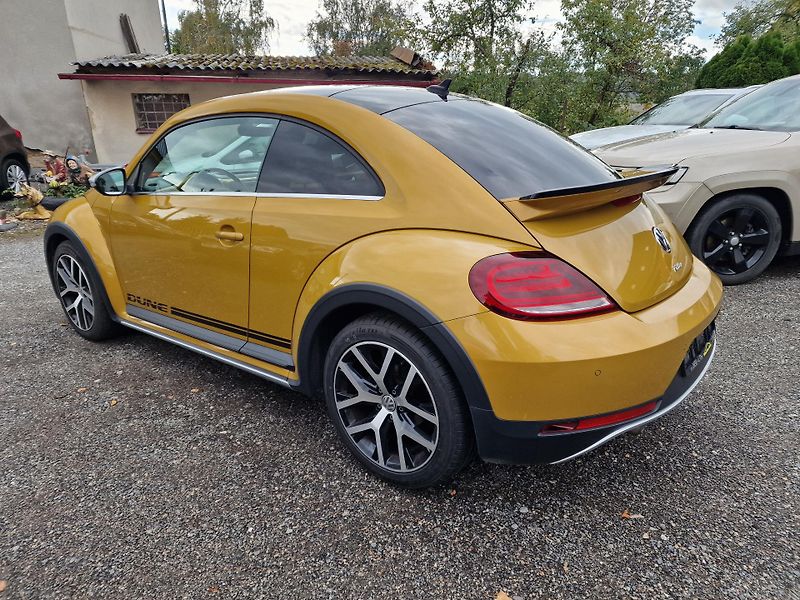 Volkswagen Beetle 2,0TDI 110PS DUNE - fotka 6 z 22
