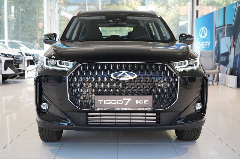 Chery Tiggo 7 COMFORT 1,6 T-GDI - fotka 2 z 46