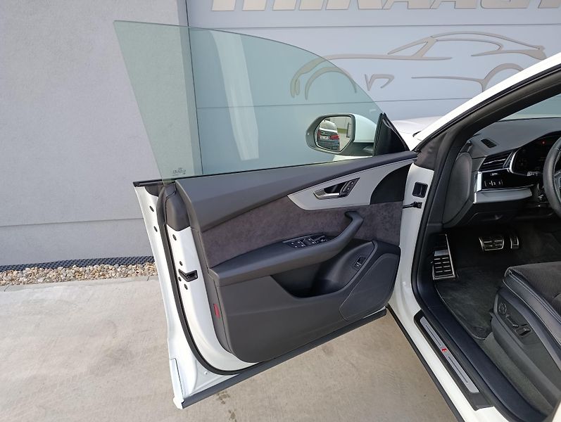 Audi Q8 50TDI QUATTRO S-LINE ČR DPH - fotka 26 z 31