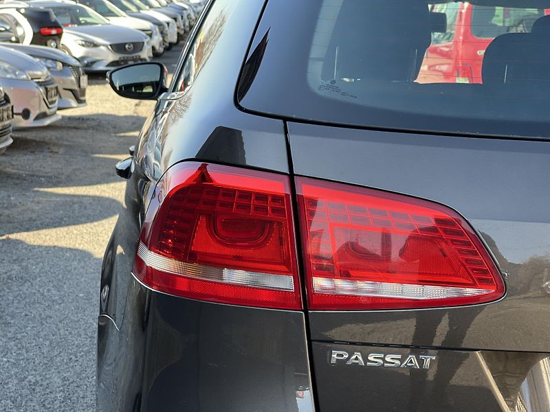 Volkswagen Passat 2.0TDi 103kw DSG odp. DPH - fotka 46 z 48