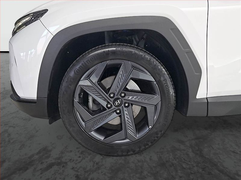 Hyundai Tucson (2023) 1.6 T-GDI - fotka 15 z 19