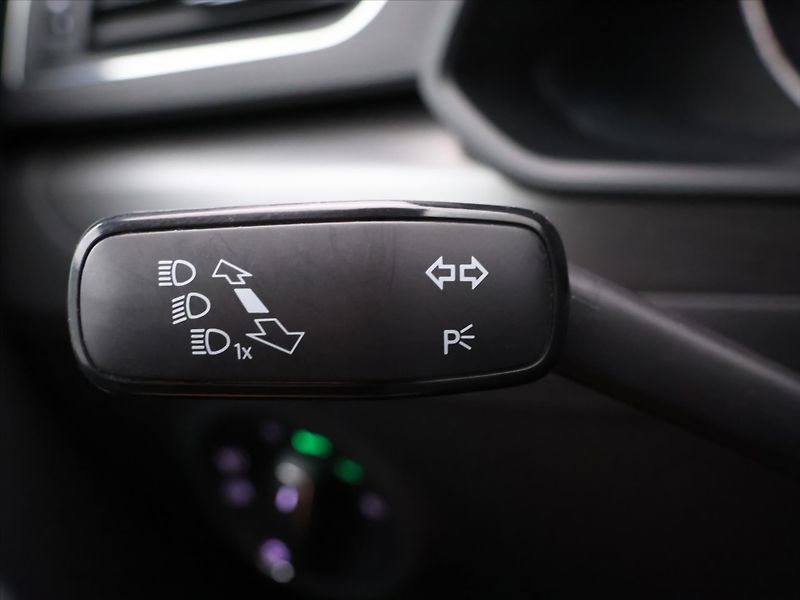 Škoda Superb 2,0 TDI 110 kW Style DSG - fotka 21 z 41