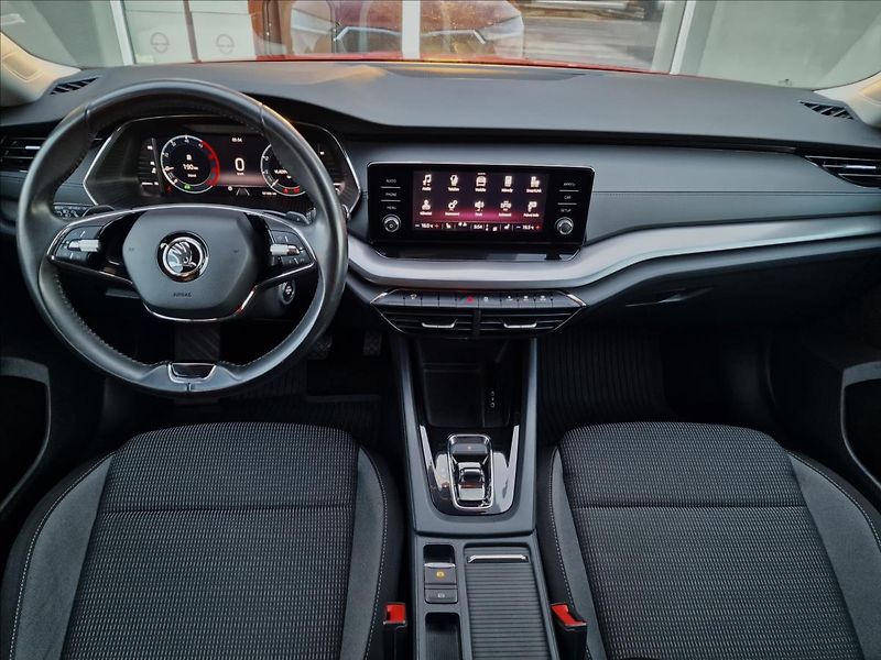 Škoda Octavia 2.0TDI DSG Ambition,ČR,1.Maj. - fotka 24 z 50