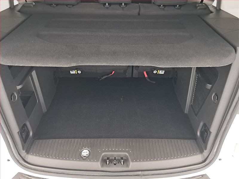 Ford Tourneo Courier (2017) Trend 1.0 EcoBoost, 5Míst, ČR - fotka 13 z 16