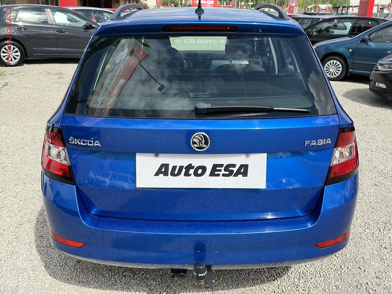 Škoda Fabia (2018) 1.0TSi, 2.maj,ČR, AC, tažné - fotka 5 z 18