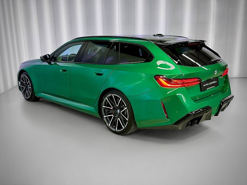 BMW M5 xDrive 535 KW M-DRIVE PROFESSI - fotka 4 z 39