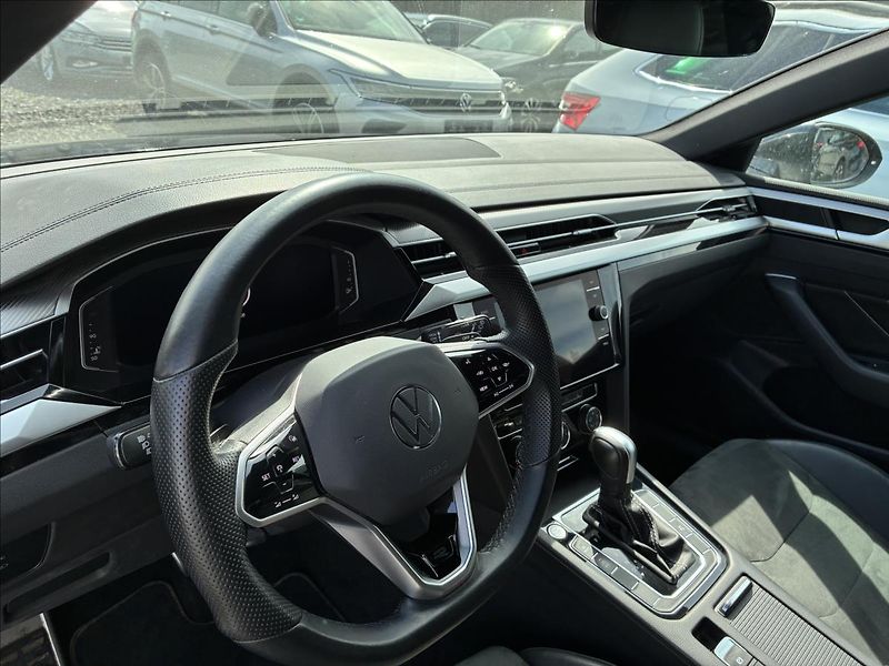 Volkswagen Arteon Shooting Brake 2,0 R-LINE,TAŽNÉ,KAMERA 360 - fotka 9 z 27