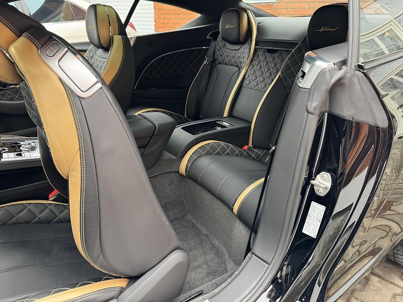 Bentley Continental GT GT W12-MULLINER-SPEED-ČR - fotka 34 z 40