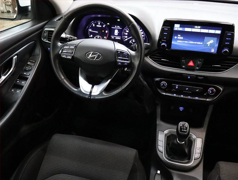 Hyundai i30 (2021) 1.6 CRDi, ČR,1.maj, Serv.kniha - fotka 7 z 22