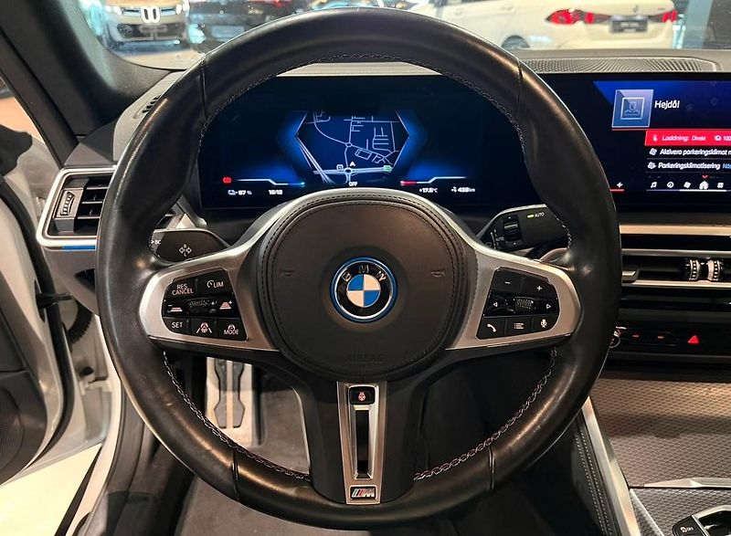 BMW i4 M50 xDrive GC 360k HuD Laser - fotka 9 z 18