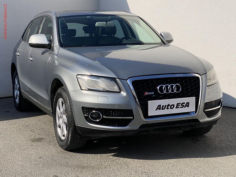 Audi Q5 (2009) 2.0 TFSi quattro, AT, bixen - fotografie inzerátu