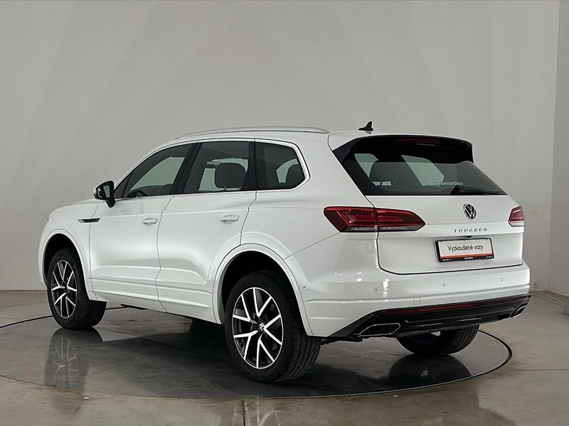 Volkswagen Touareg R-Line - fotka 15 z 30