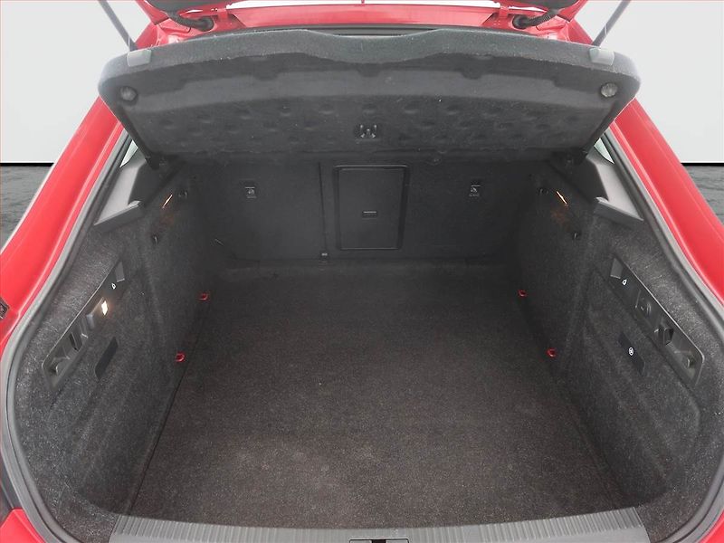 Škoda Superb (2019) Style 2.0 TDI, Automat - fotka 14 z 19