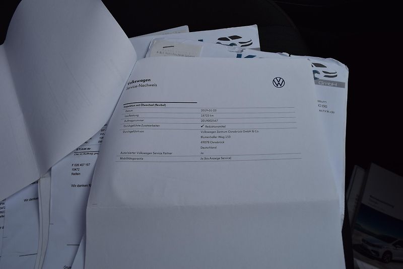 Volkswagen Touran (2017) 2.0TDI 110kw 7MÍST TAŽNÉ NAVI - fotka 46 z 50