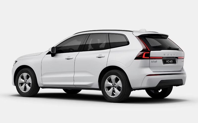 Volvo XC60 (2026)  B5 AWD AUT ESSENTIAL - fotka 6 z 10