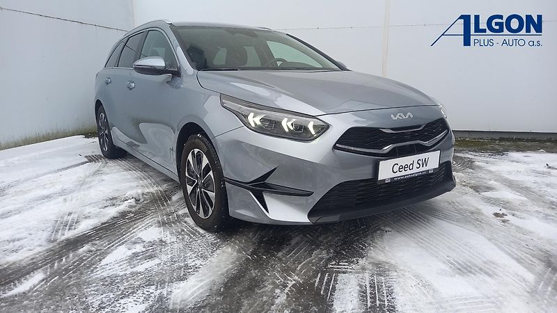 Kia Ceed SW (2025) 1,5 T-GDi GPF TOP - fotka 2 z 19