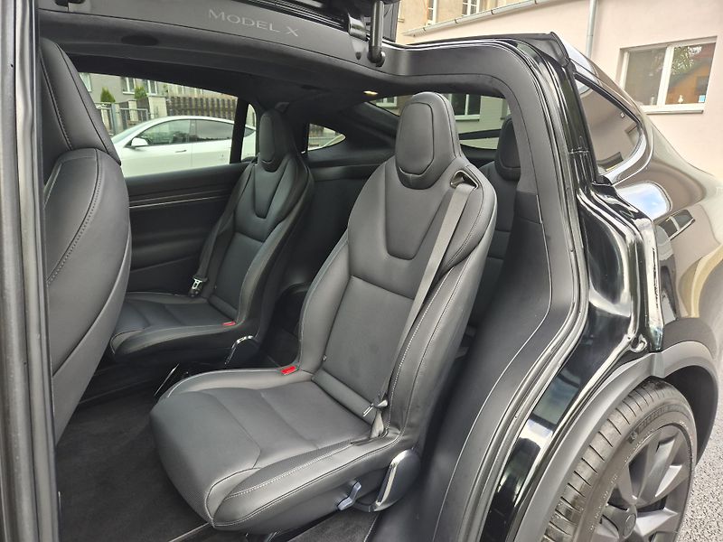 Tesla Model X 100kwH PLAID 750kw TZ - fotka 41 z 48