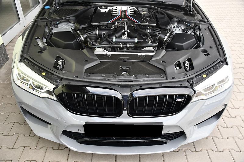 BMW M5 COMP.HUD H/K CARBON CERAMIC ČR - fotka 44 z 45