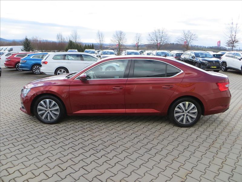 Škoda Superb 1,4 TSI PHEV DSG Style 115kW - fotka 4 z 25