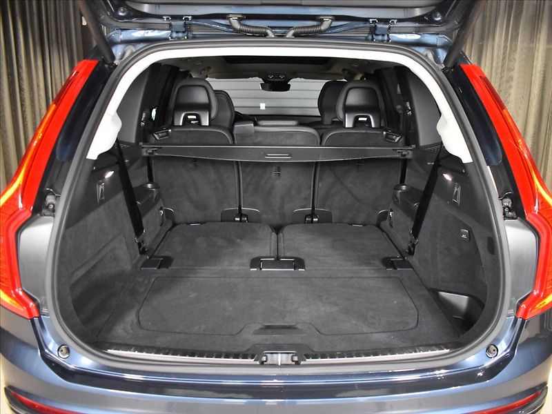 Volvo XC90 2,0 B5 AWD PLUS Pano,BLIS, - fotka 10 z 24