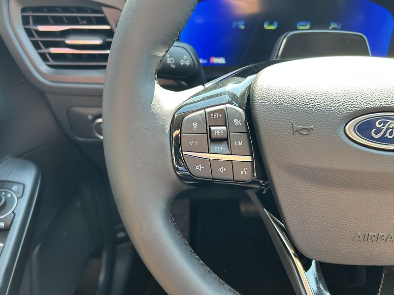 Ford Kuga Top Edition 2.5 HEV 132 kW - fotka 21 z 37