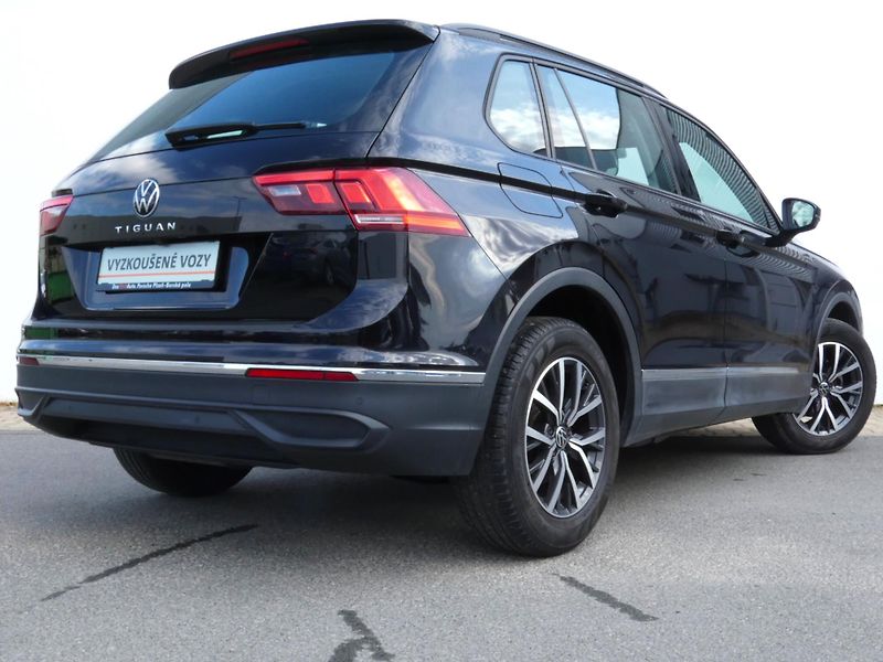 Volkswagen Tiguan Life 2.0 TDI 110KW DSG - fotka 10 z 30