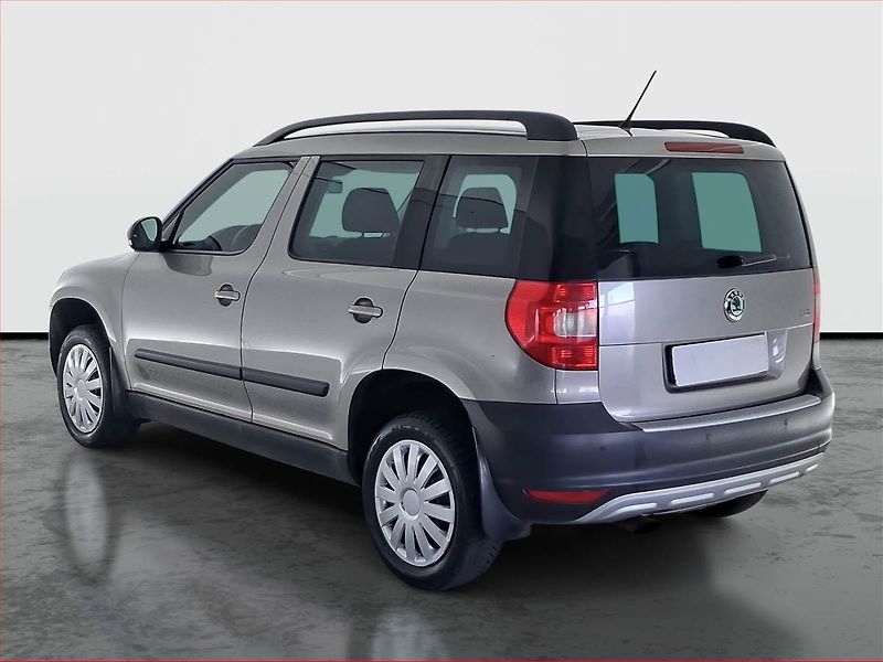 Škoda Yeti (2011) 1.2 TSI, Park. senzory - fotka 4 z 15