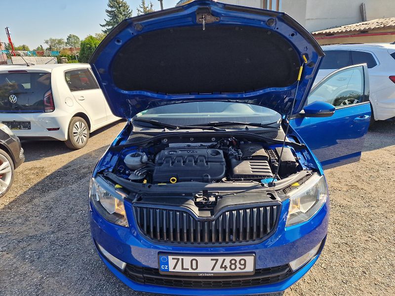 Škoda Octavia 1,6TDI 81KW STYLE PLUS - fotka 14 z 14