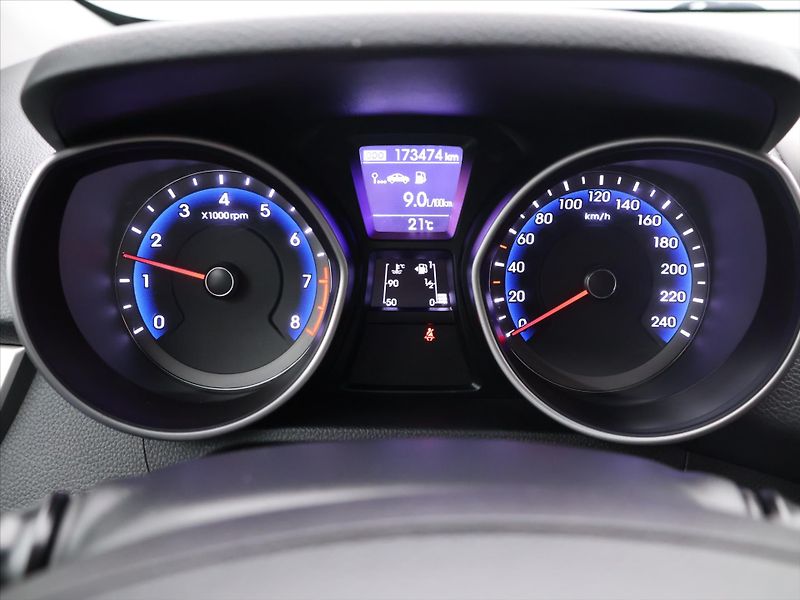 Hyundai i30 1,6 GDI 99kW Trikolor Style CZ - fotka 16 z 29