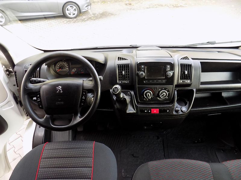 Peugeot Boxer (2021) 2.2 HDI - fotka 12 z 14