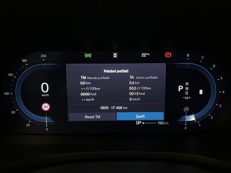 Volvo V60 B4 PLUS DARK AUT 1.maj. - fotka 23 z 43