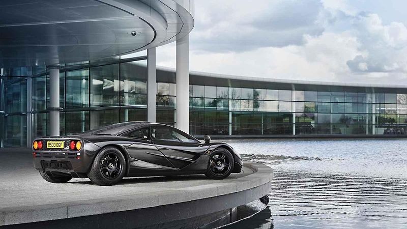 McLaren F1.